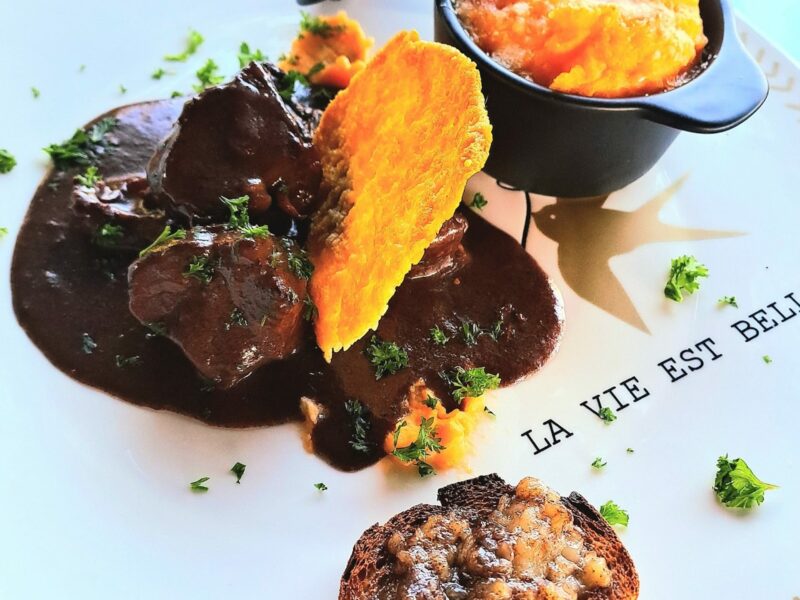 Repas maison gite piscine les pieds en eventail